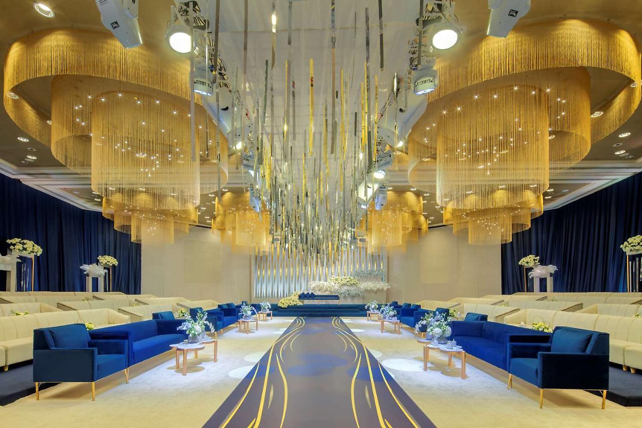 Symphony Style Hotel Kuwait Salmiya Exterior photo The ballroom