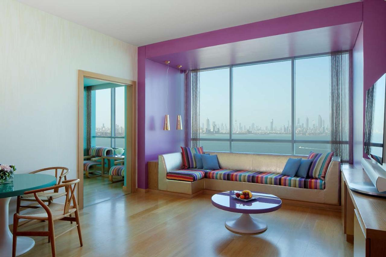 Symphony Style Hotel Kuwait Salmiya Exterior photo A suite at the Standard East Village