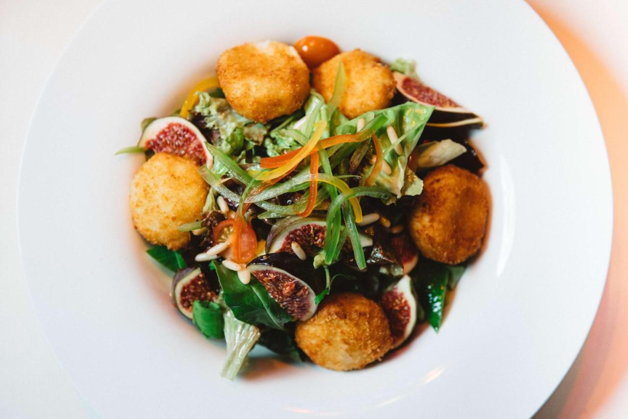 Symphony Style Hotel Kuwait Salmiya Exterior photo A salad with figs and goat's cheese